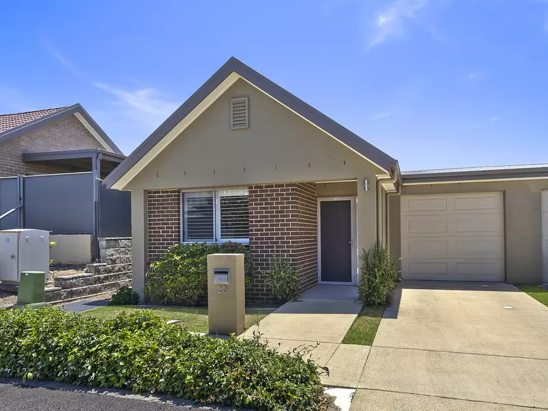 Modern Villa with Garden Retreat