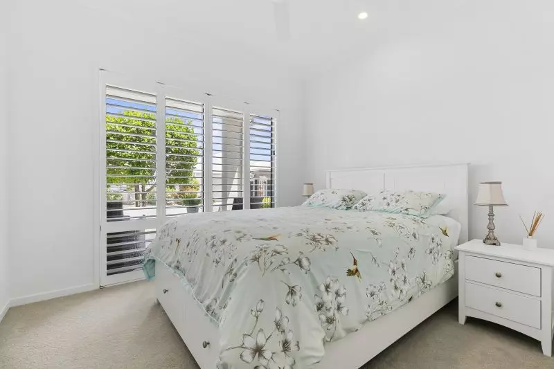 Site 230 - Established Peregrine