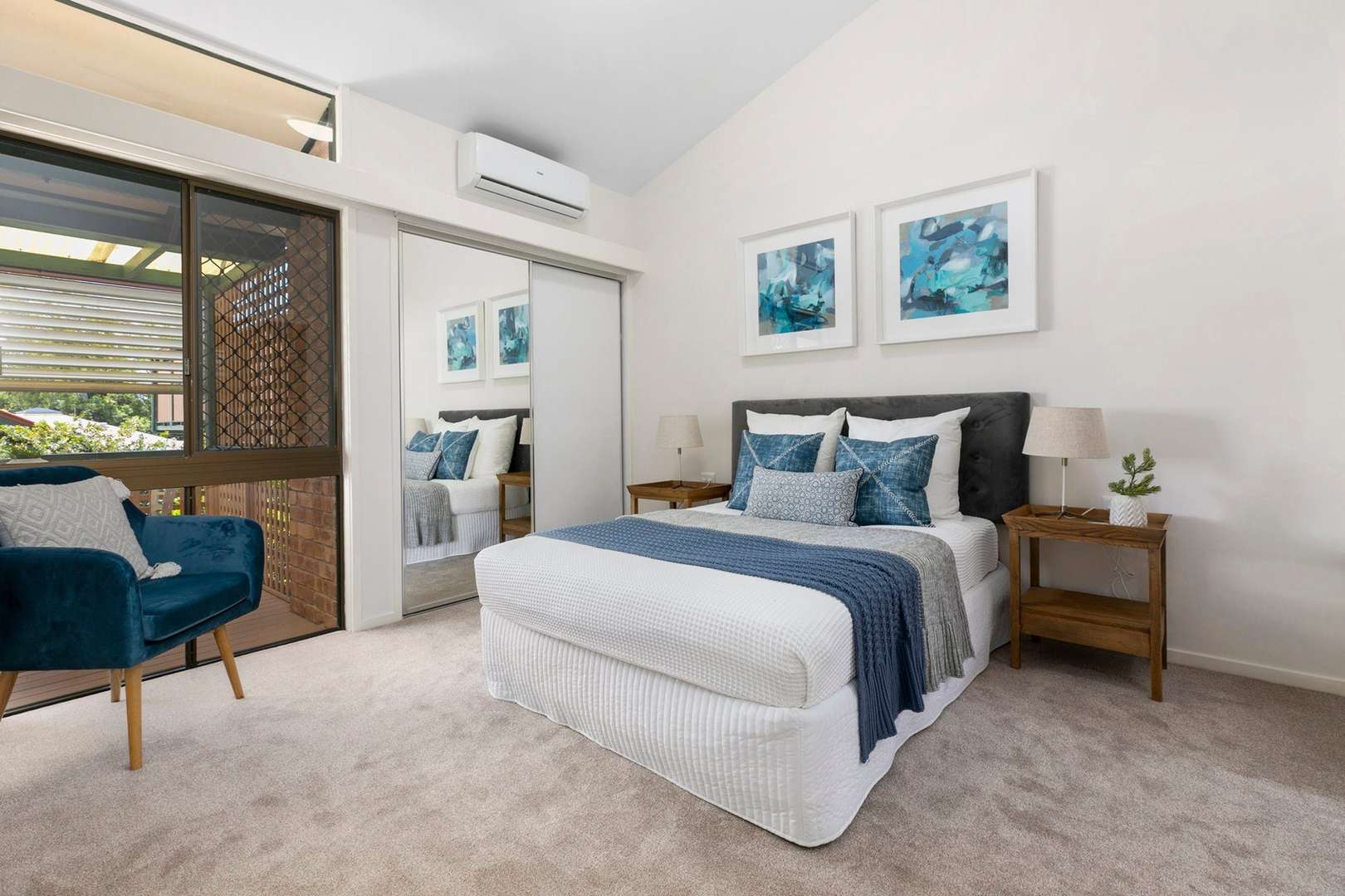 2-bedroom villa within walking distance to the community centre
