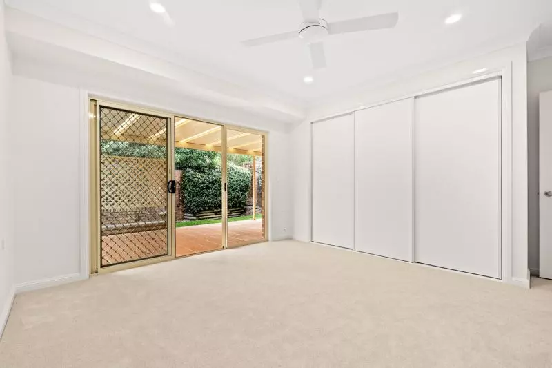 Modern, comfortable villa in quiet location.