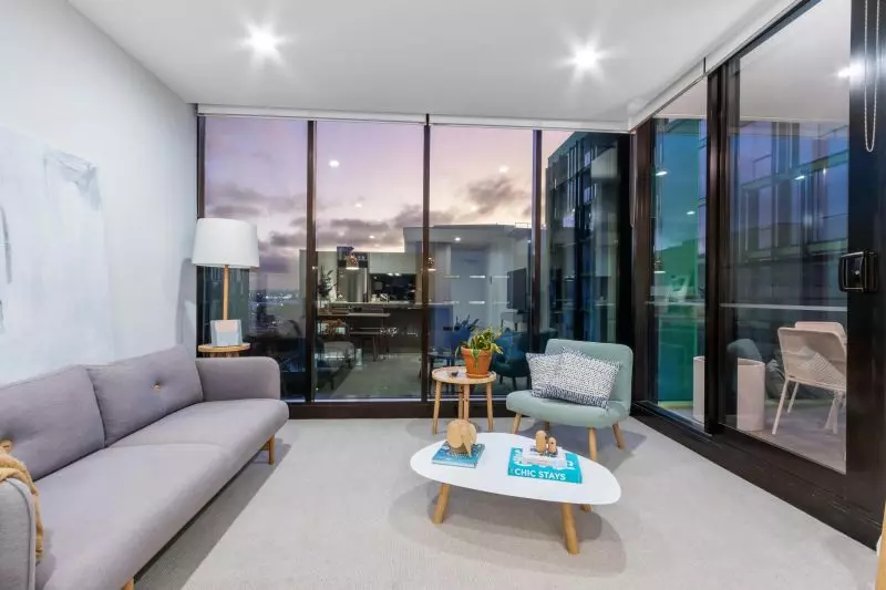 Great Outlook and Stylish Living!