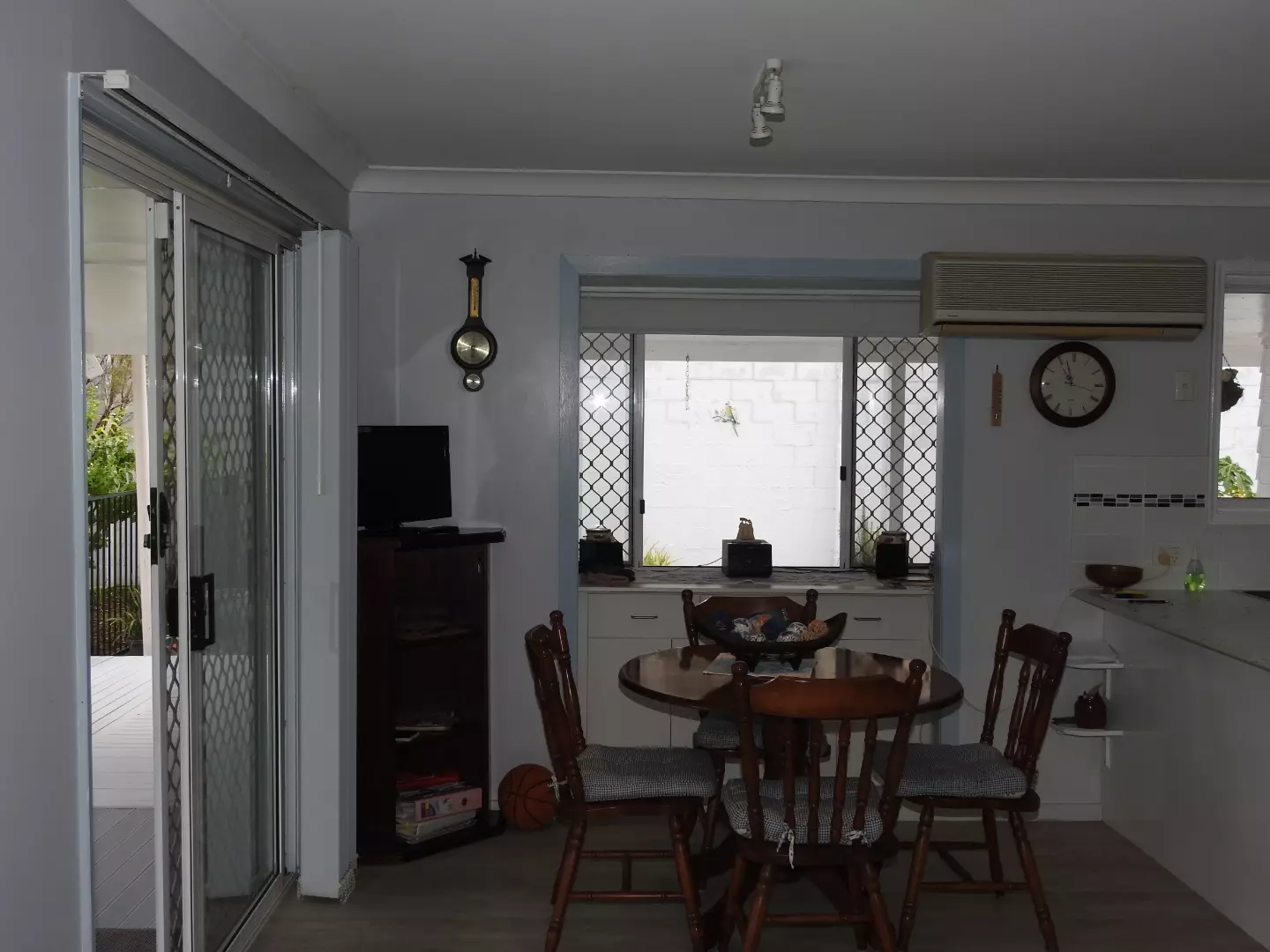 Beautifully presented spacious home.