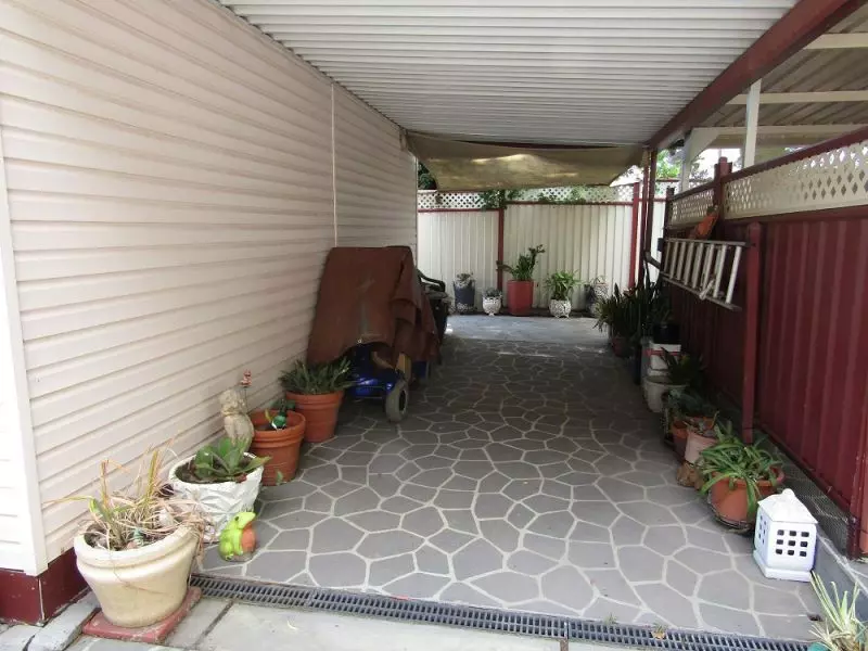 Lime Tree Village - site 70a