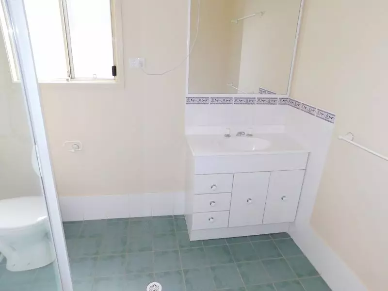 Bayway Village Site 34a (Pre Loved)