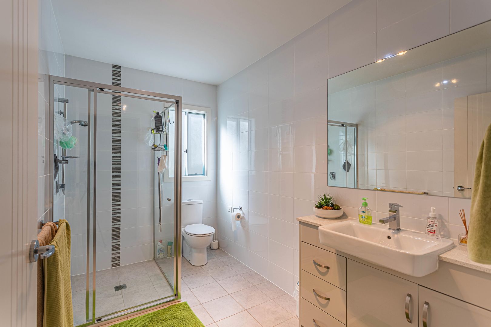 Palm Lake Resort Fern Bay - Immaculately presented