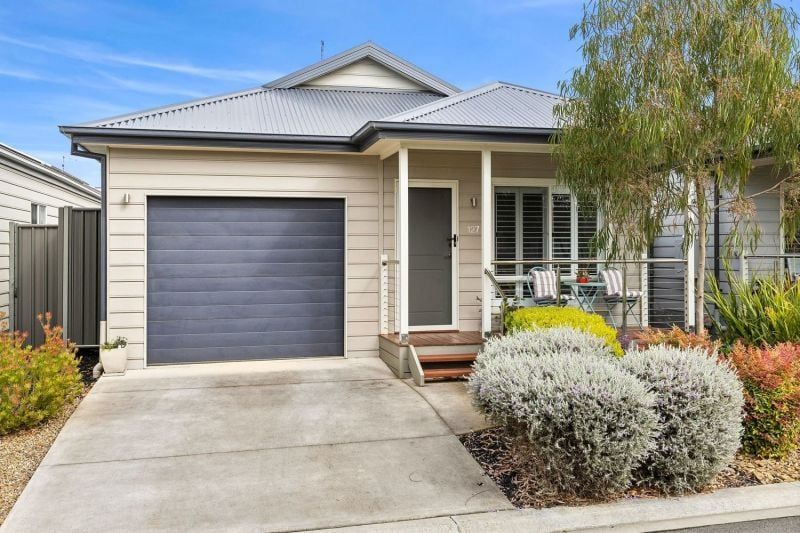 Lifestyle Communities Ocean Grove - Sunny, sensational home in perfect location, close to all amenities!