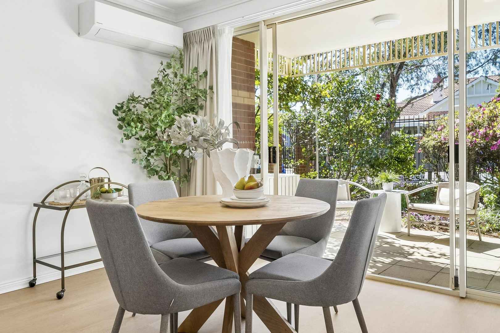 Ground Floor Apartment - Unique Leasehold Listing!