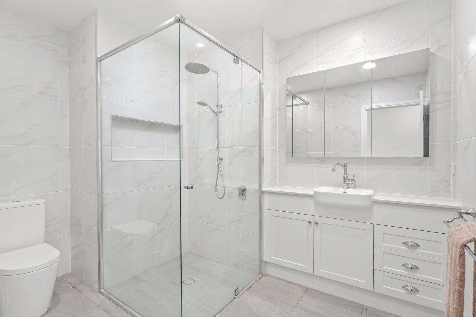 Modern Comfort in the Heart of the Community