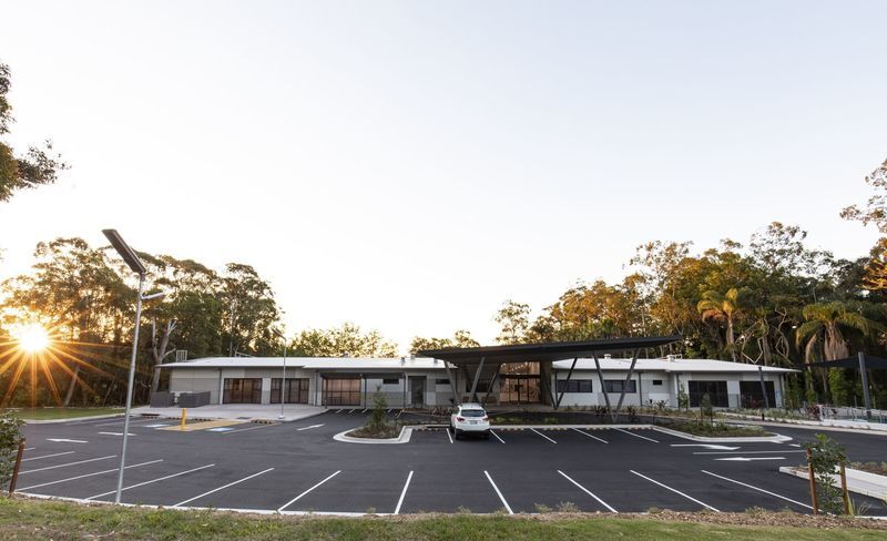 Refurbished Studio Apartment with Patio Overlooking Rainforest