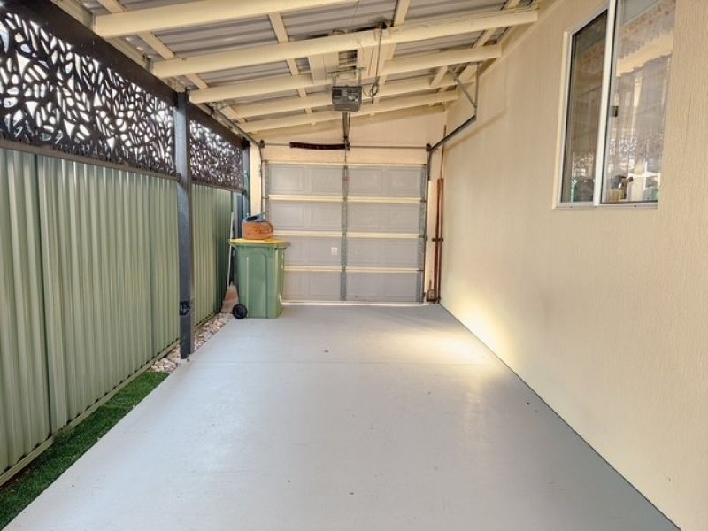 Offers over $670,000 welcome!
