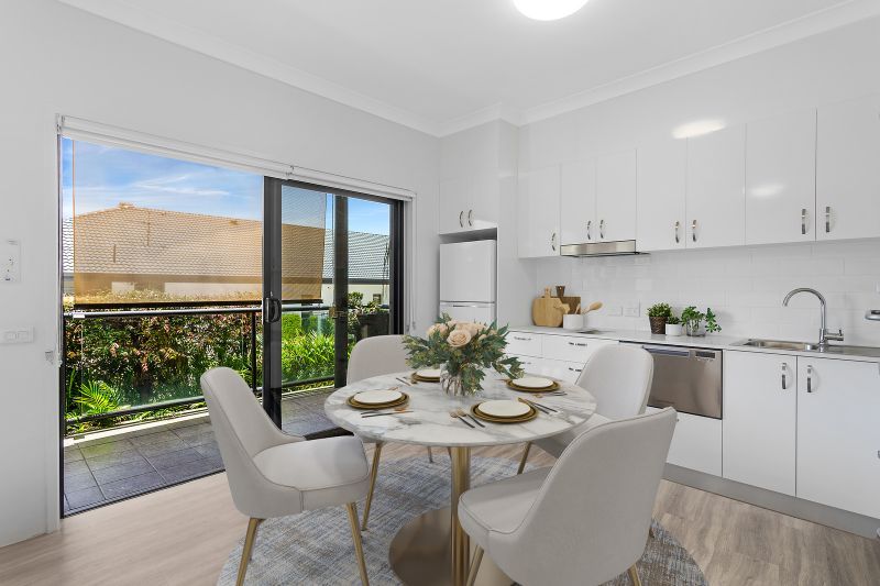 Spacious one-bedroom apartment with private courtyard
