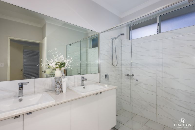 Modern Living With Tranquil Park Views