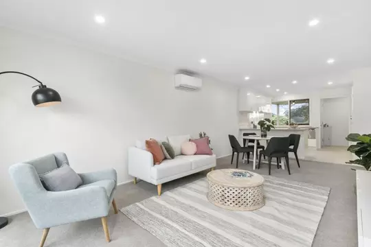 Newly refurbished 2-bed villa close to the community centre