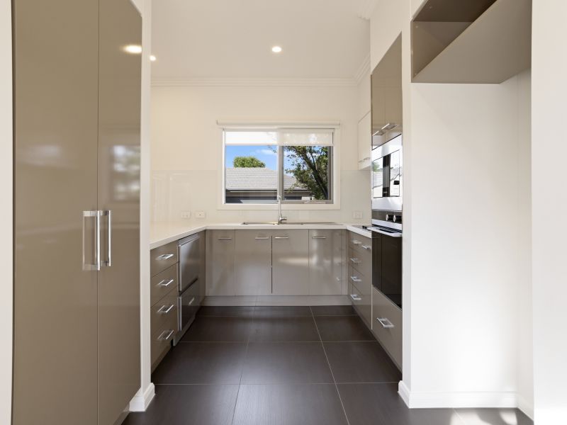 DEPOSIT TAKEN - Light-Filled Coastal Villa at Peninsula Grange 'The Lookout'