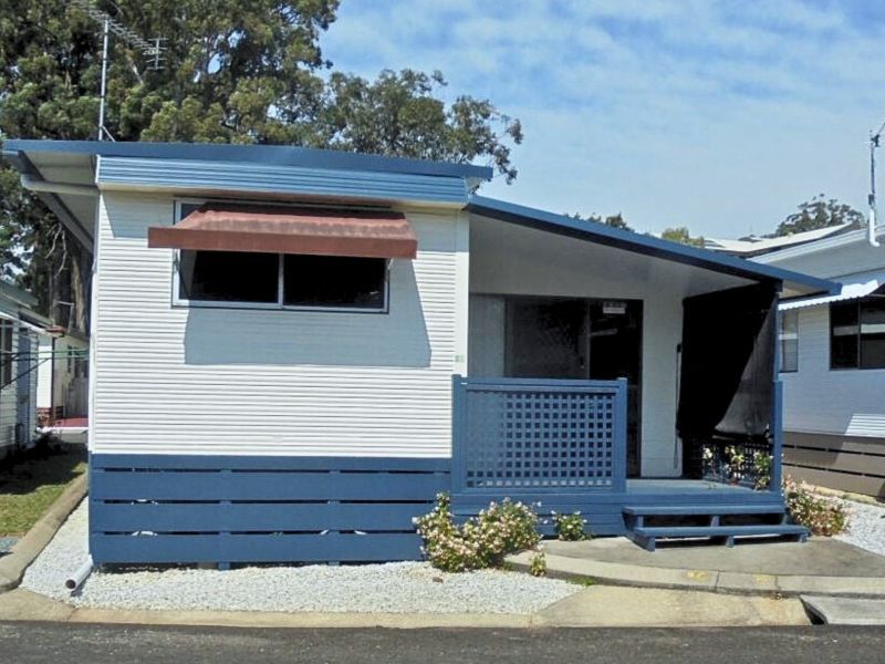 Lime Tree Village - Site 20