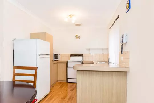 Sought after complex - lucky you! open by appointment