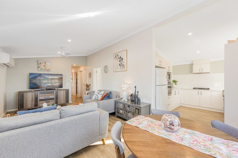 Fresh, Modern Home - Spacious Alfresco Entertaining