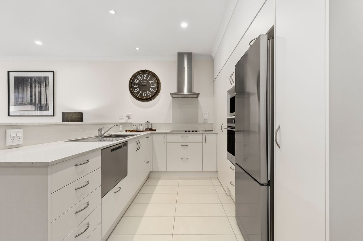 Charming Garden Views