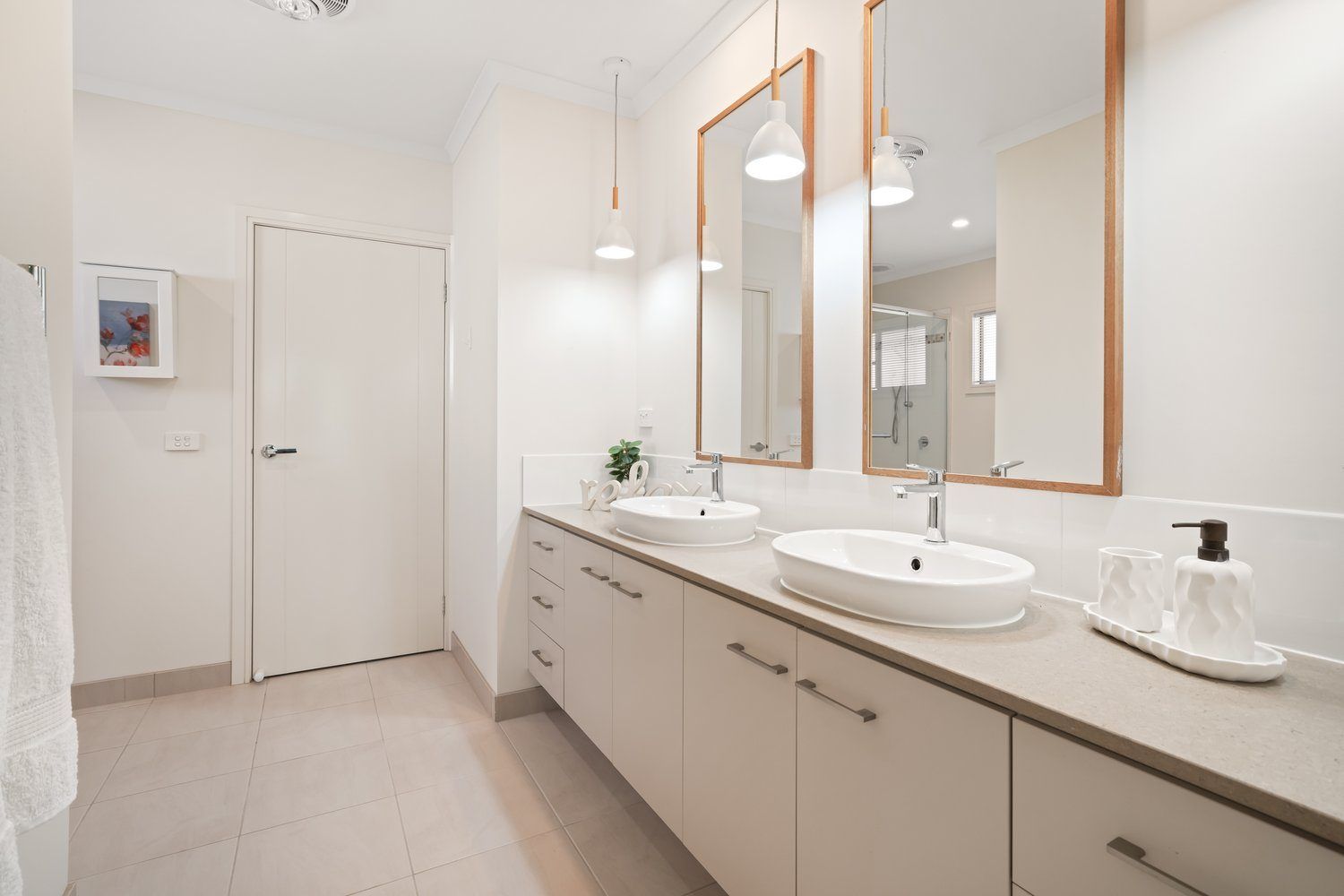 Lifestyle Communities Berwick Waters - Charming Living with Space to Relax and Entertain in this Beautiful home