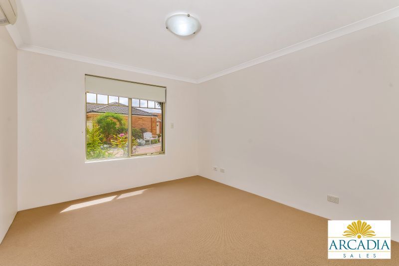 ARCADIA WATERS MADDINGTON - 2 Bedrooms and Stone Bench Tops