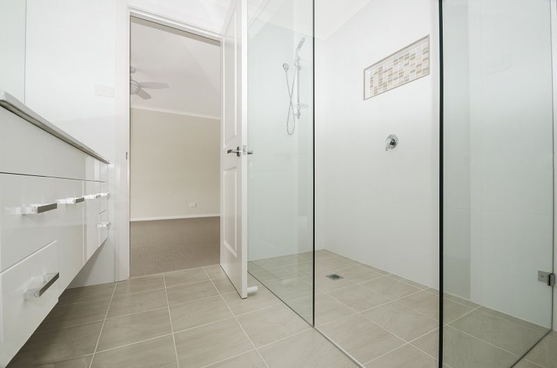 Tasteful Modern Elegance