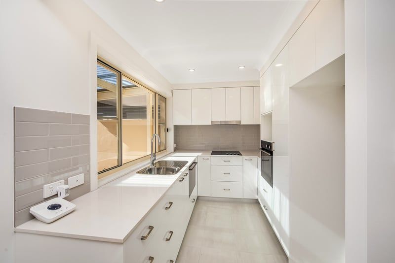 Well Designed, Light Filled Apartment