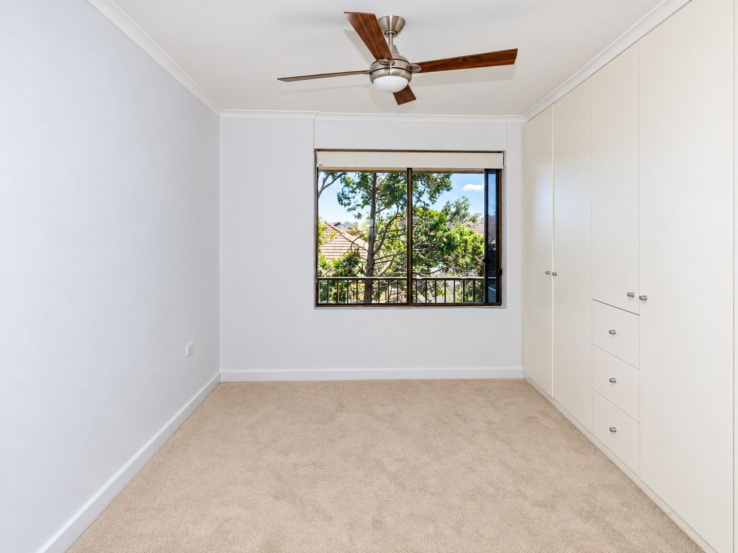 Available Now - Renovated 1 bedroom apartments