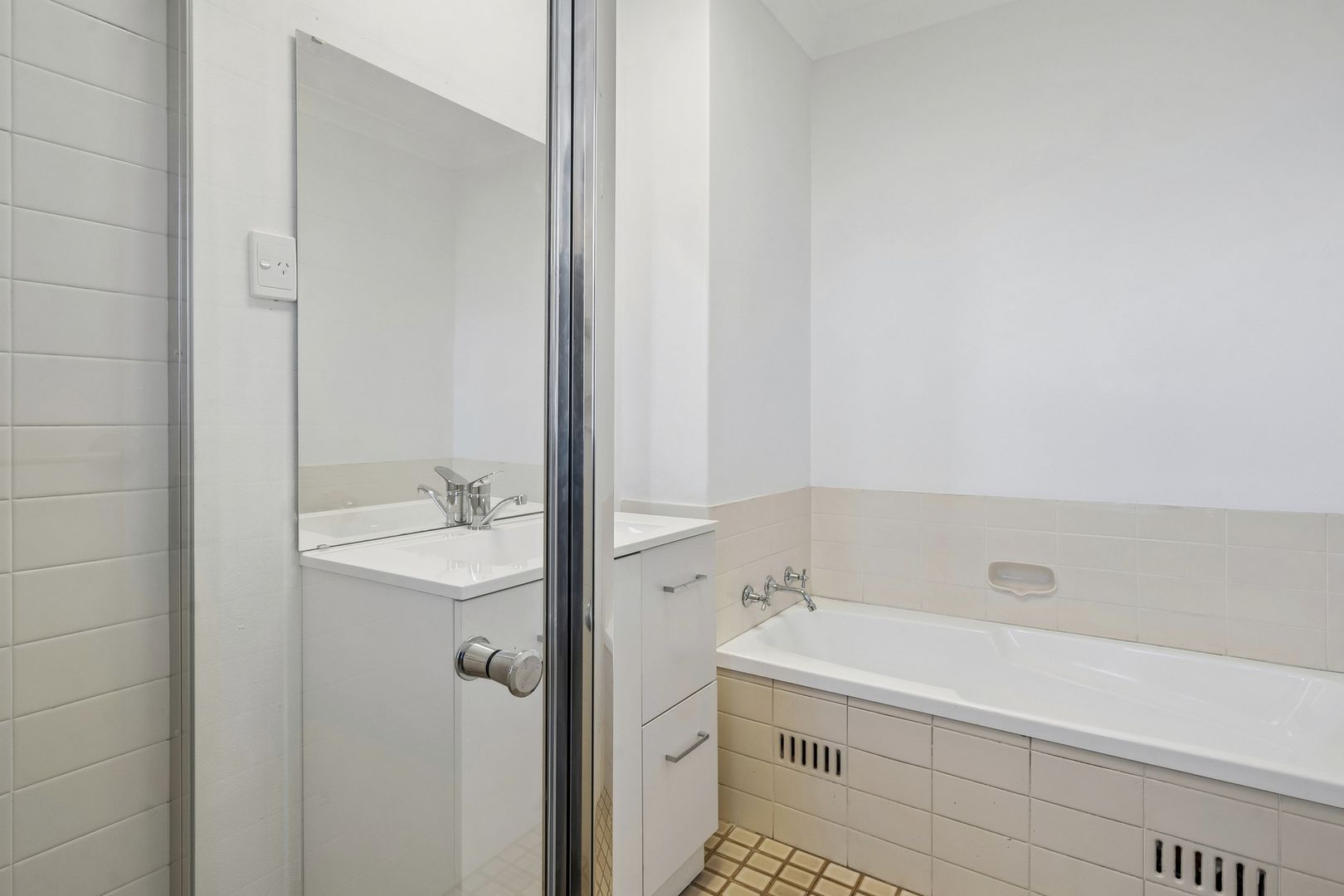 Unit located in a great location