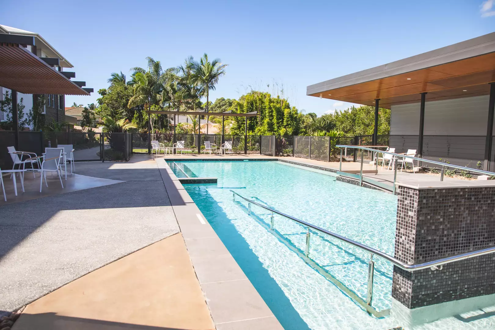 Stunning, spacious three-bedroom apartment