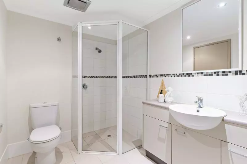 Spacious Modern & Central Home!