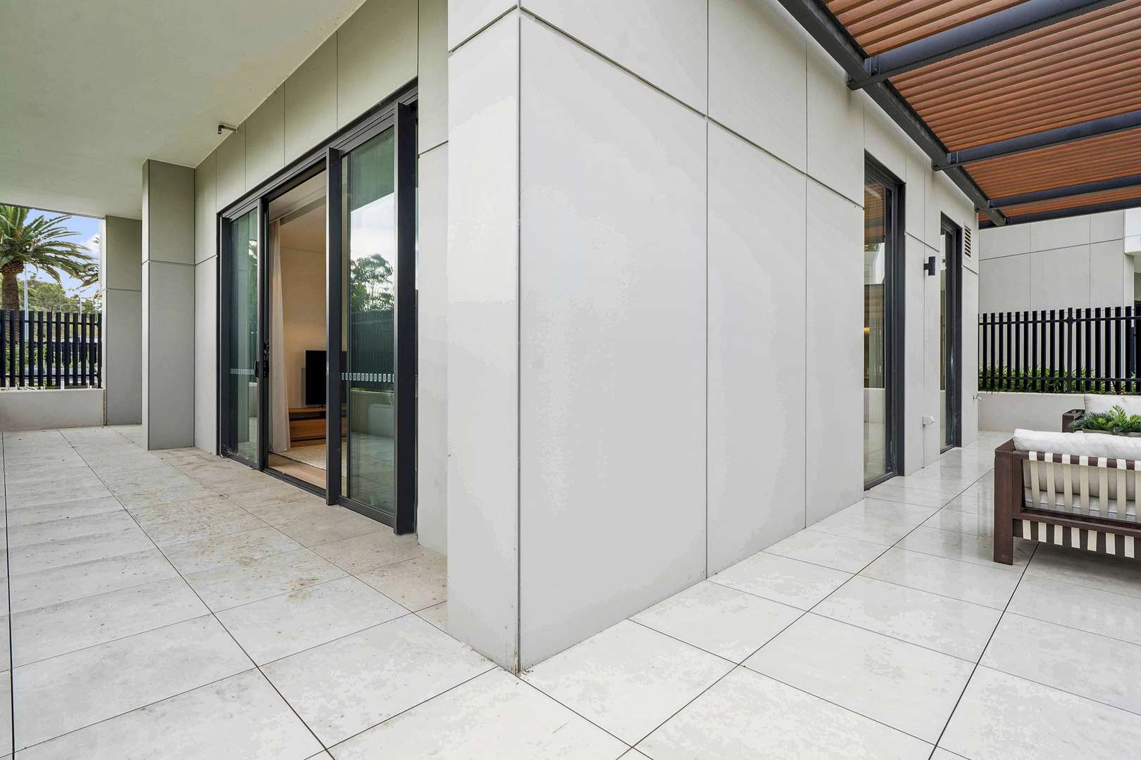 Expansive One-Bedroom Apartment with a Private Courtyard