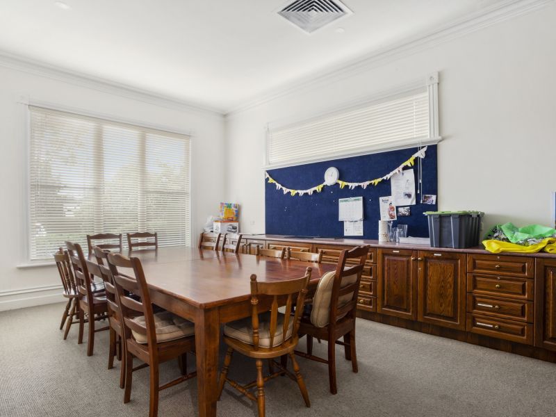 Well Presented One Bedroom Home