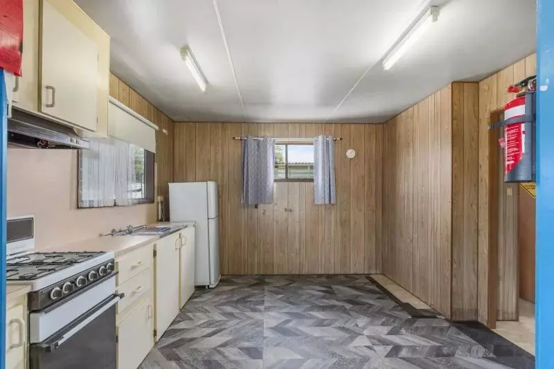 Relaxed Coastal Living in a Peaceful Community