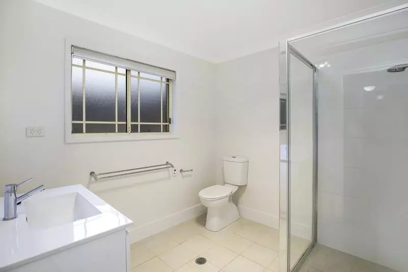 Sunlit Villa with Expansive Outdoor Living