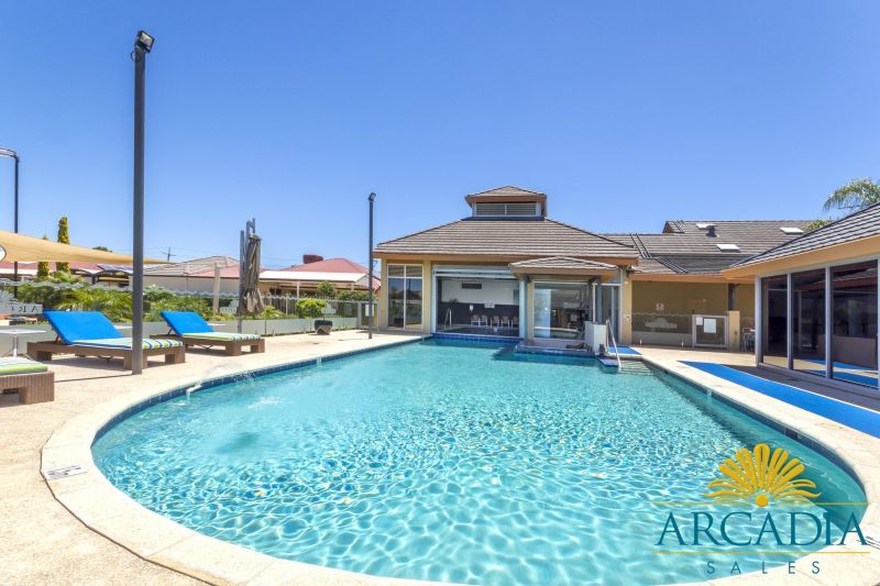 ARCADIA WATERS MADDINGTON - *** WOW LOOK AT THIS PRICE ***