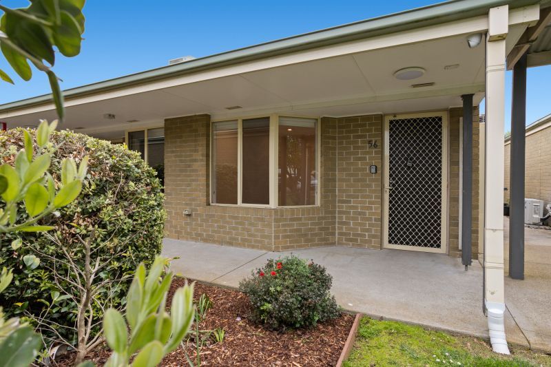 Fabulous one-bedroom villa set amongst manicured gardens