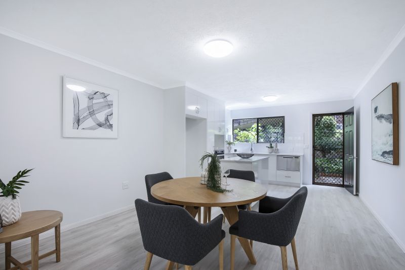 Modern 2-bedroom villa in quiet location