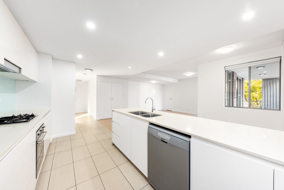 Spacious Open Plan living. This apartment has an excellent layout. Quiet location.