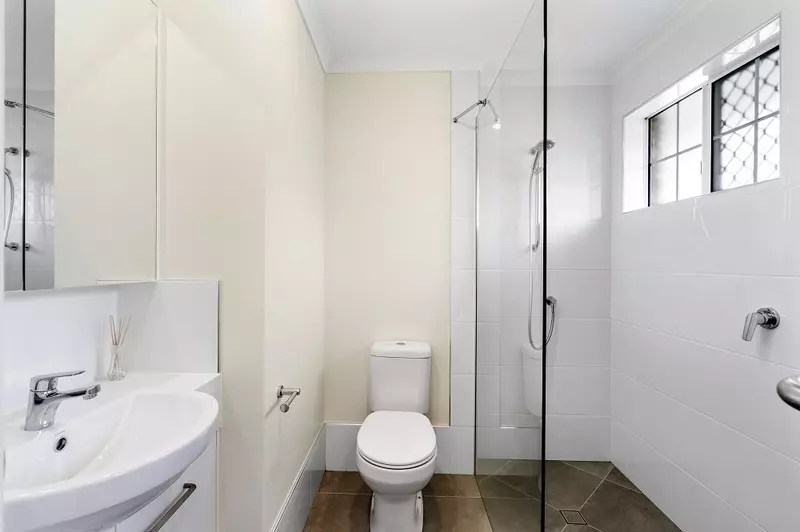 Beautiful two bedroom, two bathroom villa with river views