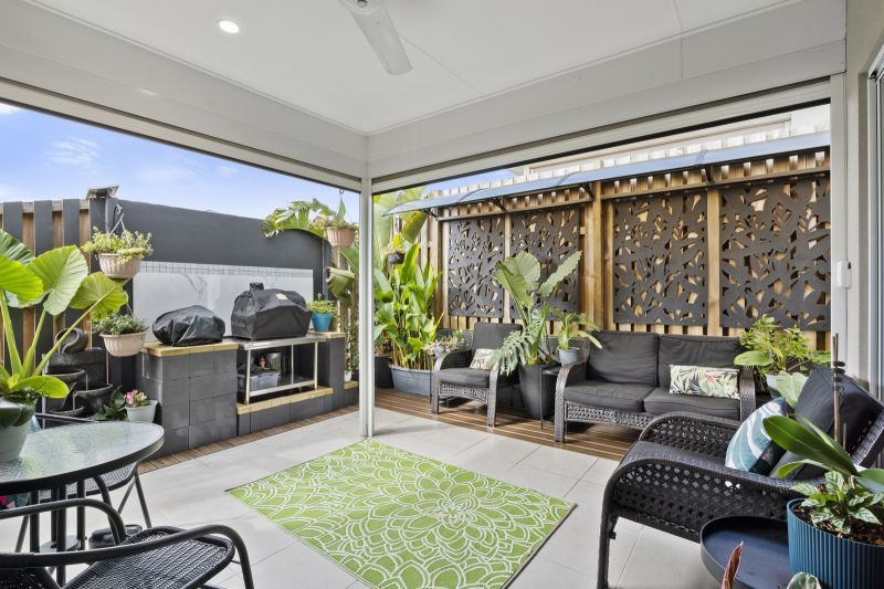 Tranquil Tropical Oasis!