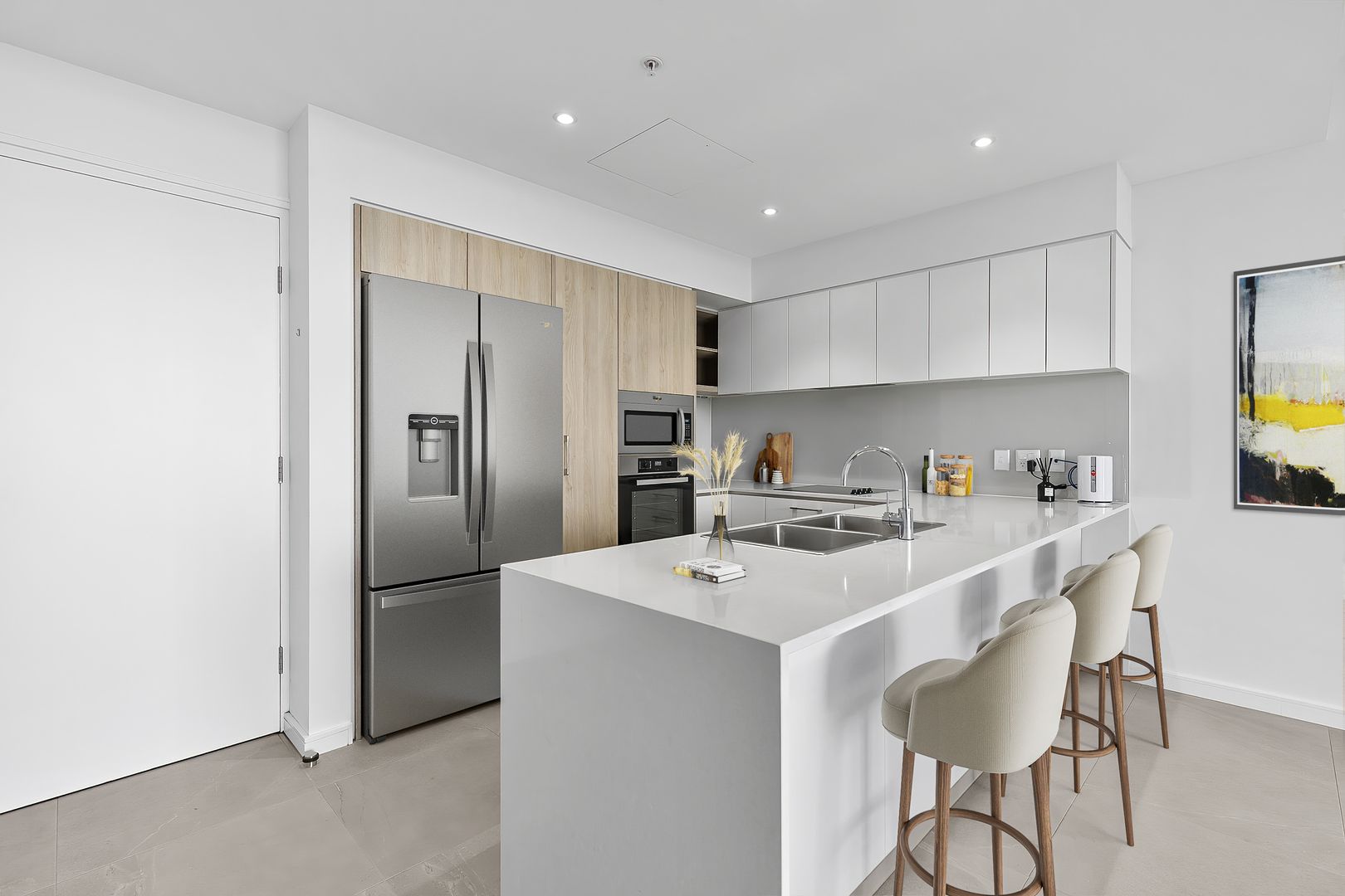 High-level luxury one-bedroom apartment with a light and bright interior and private balcony