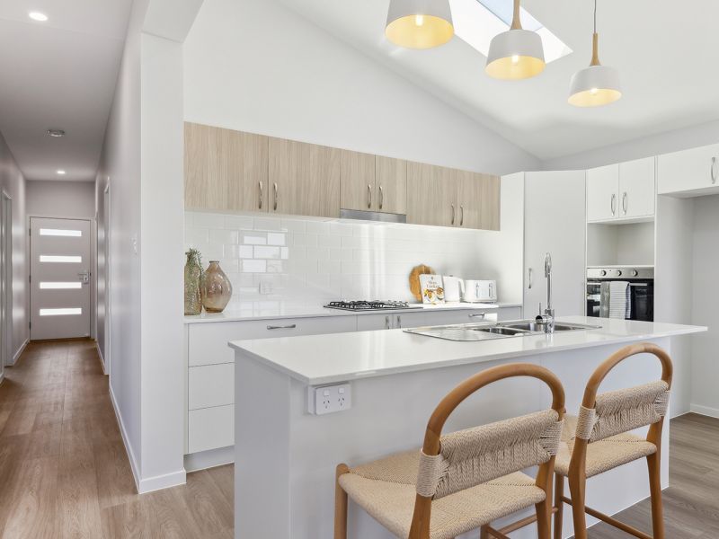 3 bedrooms & 2 bathrooms