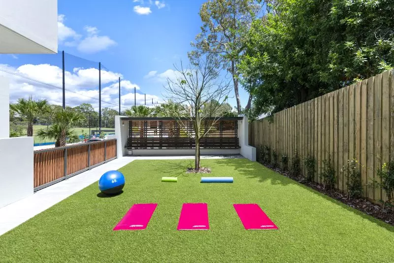 Ground floor apartment with spacious outdoor terrace