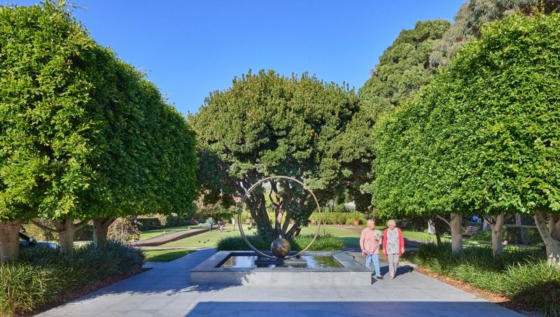 Light-Filled Villa with Study and Private Courtyard