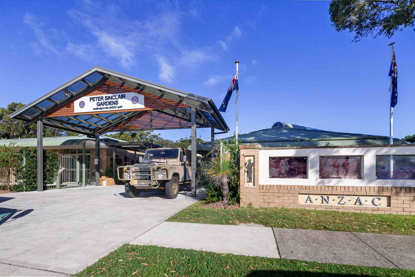 Peter Sinclair Gardens