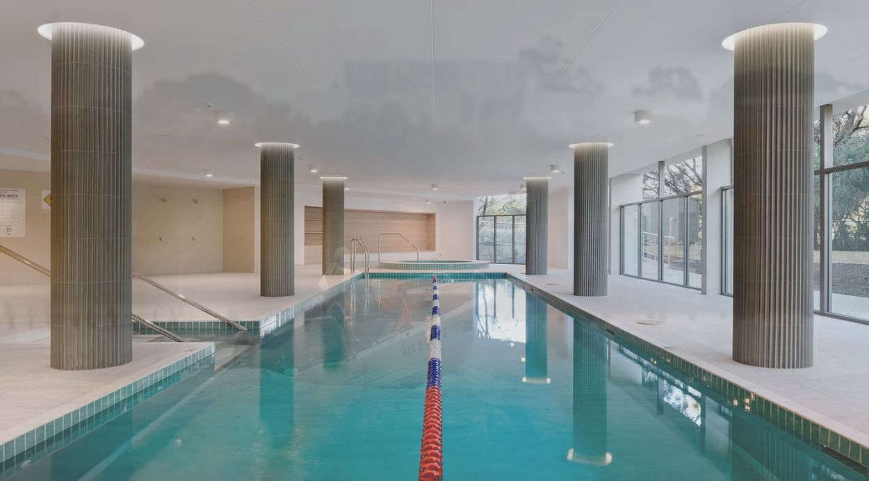 Australis @ Rossmoyne Waters