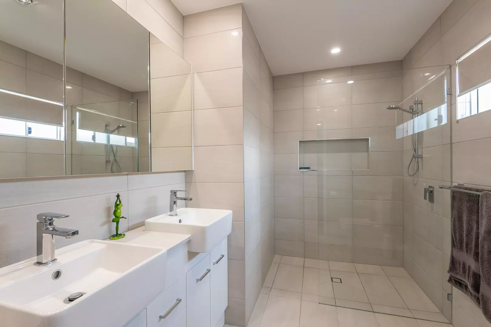 Spacious Retirement Haven 