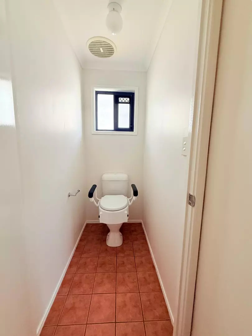 2 Bedroom home - Fresh and Ready to Move In - Over 50's Lifestyle complex