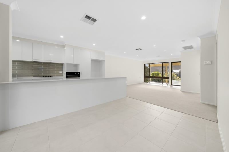 Relaxed Living in a Beautifully Updated Villa