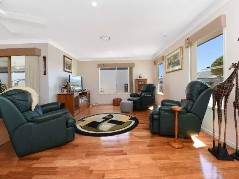 Impressive Bush land beauty